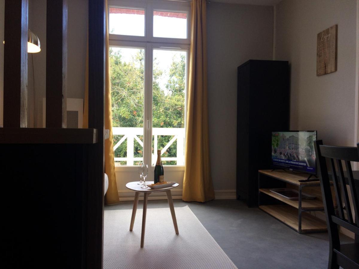 Dinard: A 100 M De La De L'ecluse Apartamento