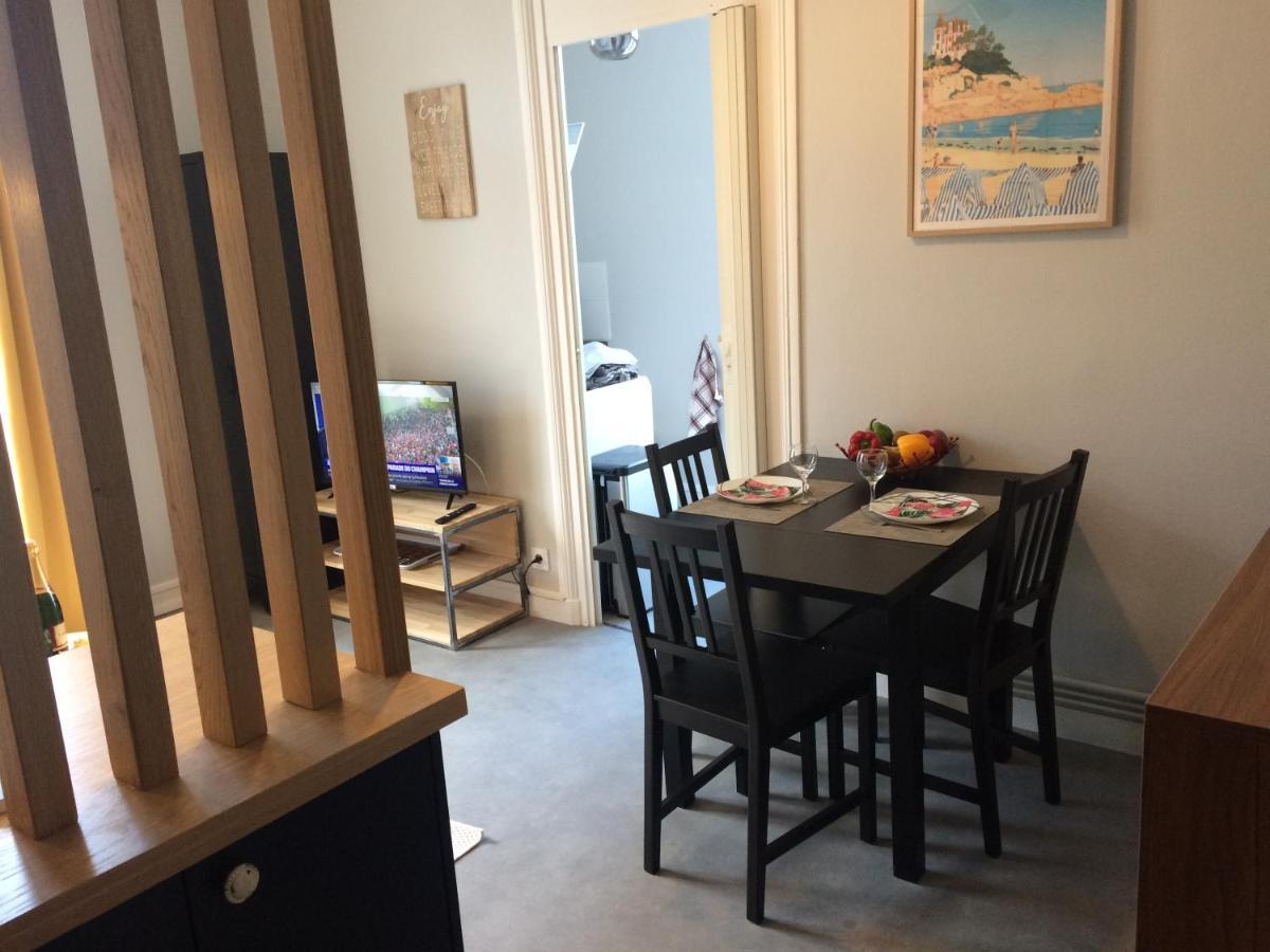 Appartement Dinard: à 100 M De La De L'ecluse Dinard